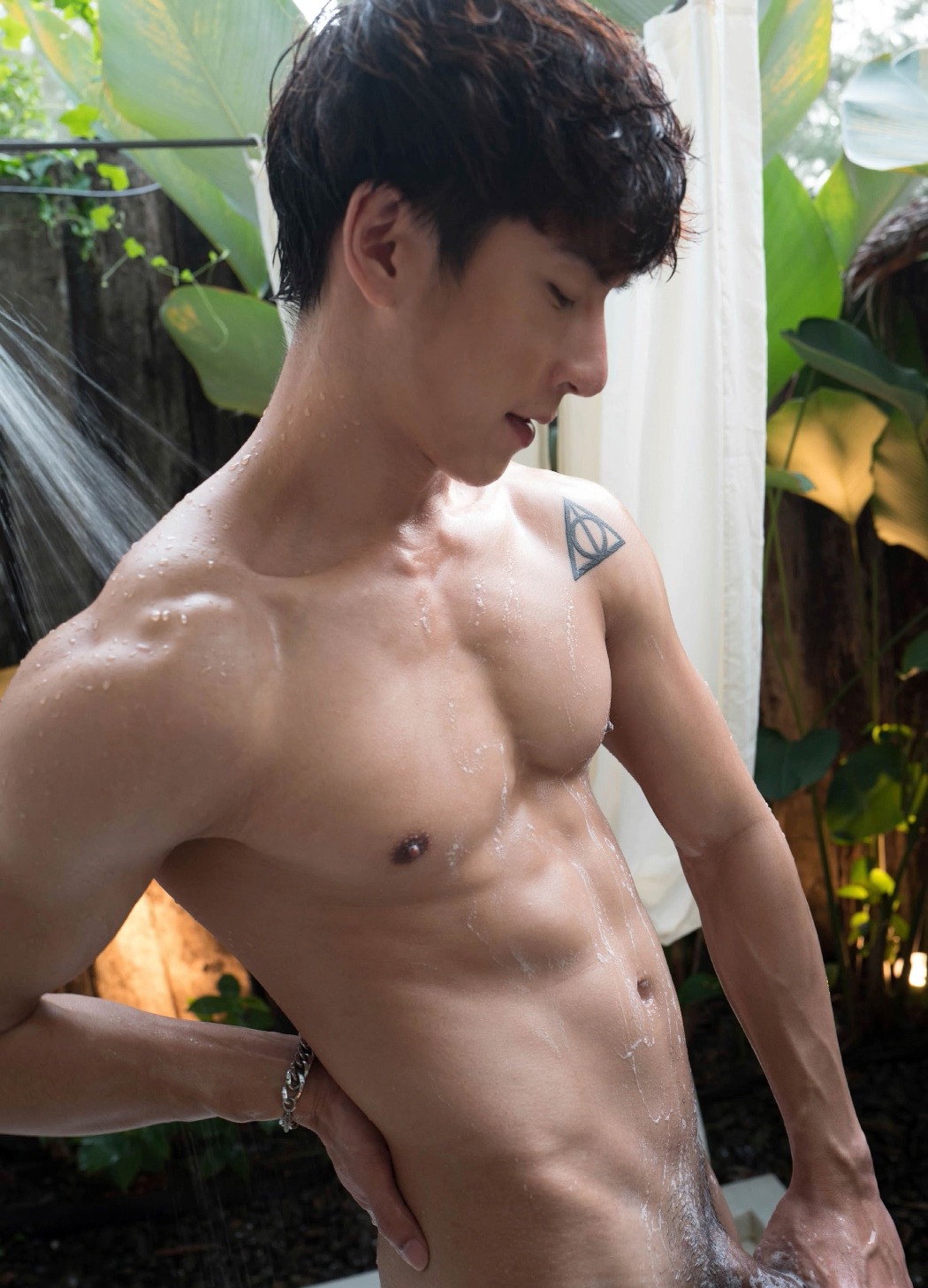 k-jsrk:  onlyasianhunks: 5@Rattawit Wongin  (18/05/18)    Hot