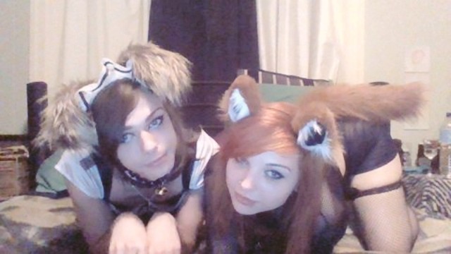 aier-elear:  Foxy and her puppy maid!! ~~ chelseamaid xo 