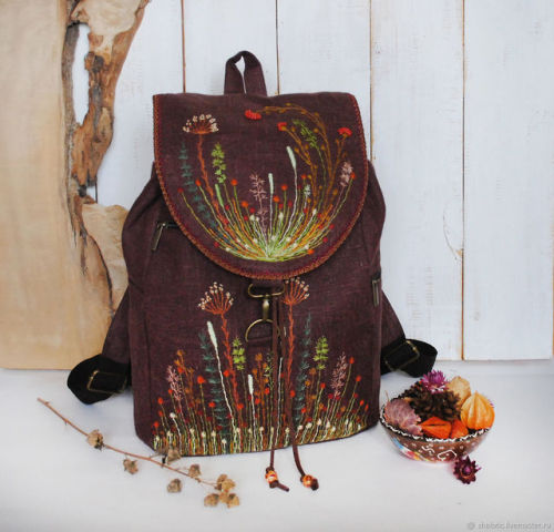 honeymushroom:embroidered linen backpacks by julia_linentalewww.instagram.com/julia_linentale/