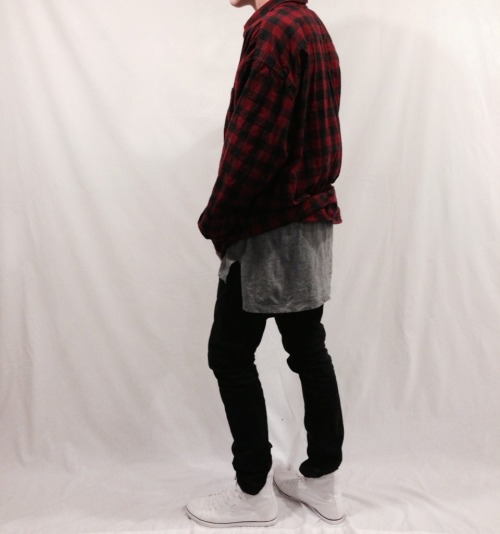 90skiddsolotoowild:   | Drippin’ Dopeness | Here |    http://90skiddsolotoowild.tumblr.com/