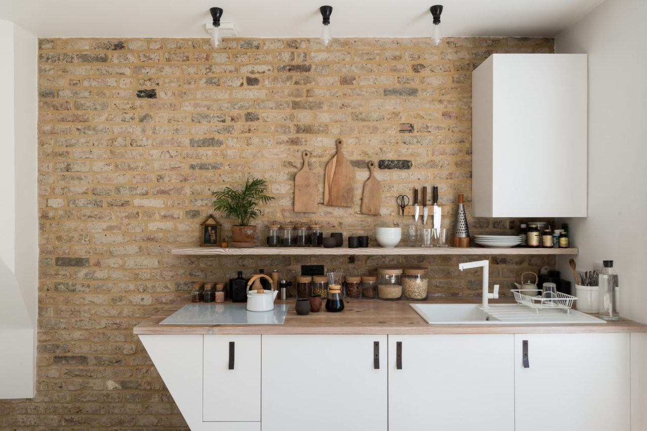 gravityhome:  Light loft apartment in LondonFollow Gravity Home: Instagram - Pinterest