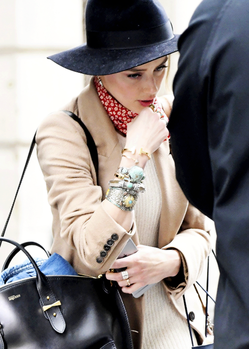 Amber Heard leaving her hotel in NYC, May 5th. 