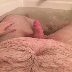 bigbearlover6:  brybear82:  I need a bath