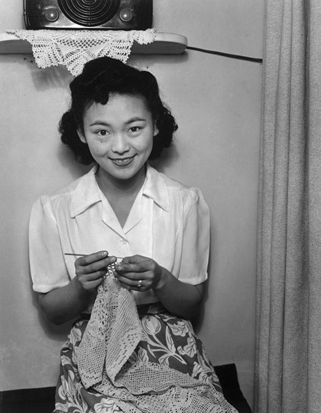 rislachius: Mrs. Dennis Shimizu, photographed at Manzanar internment camp 1943 Library of Congresswi