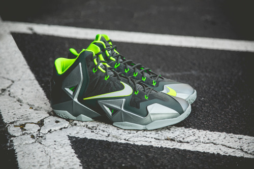 milliondthoughts: Kicks| Nike LeBron 11 &ldquo;Dunkman&rdquo; MillionDThoughts.tumblr.com/ E