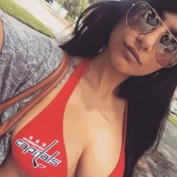 realmiakhalifa:  Mia Khalifa Here!!!! ★Reblog 4 ℱℴℓℓℴωs★ #iFollowBack Sucka —&gt; Tumblr Instant followback: http://tiny.cc/fmia  ★★★ http://www.tiny.cc/bnlv 