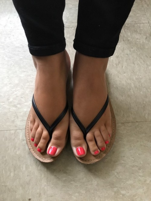 Interest in worshiping my sexy feet? Would you like to have a foot fetish kik session? Maybe you&rsq