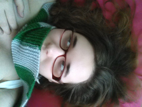 notsafeforcon: I slept too long and feel hungover. A Gryffindor whose gotten bit by a snake maybe?