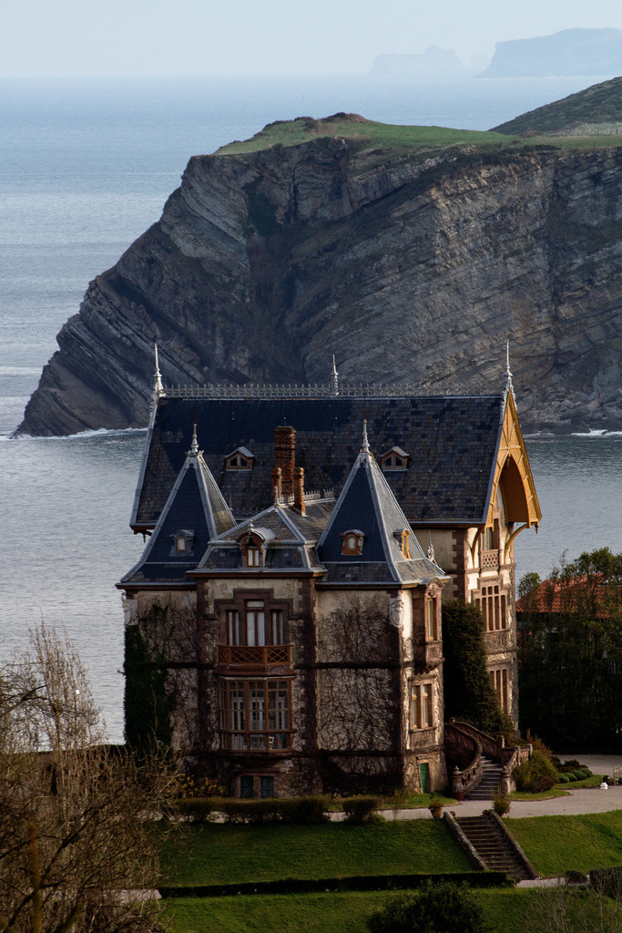 4nimalparty:  Casa del Duque (by ballesdavid) 