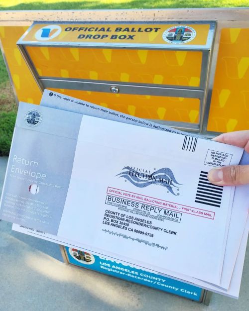 Dropped mine and my parents ballots off right before work this morning! California peeps, remember t