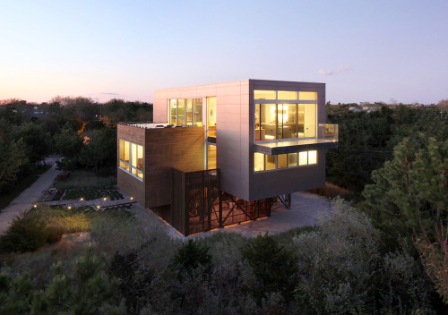 life1nmotion:  Beach Walk House, Fire Island, New York 