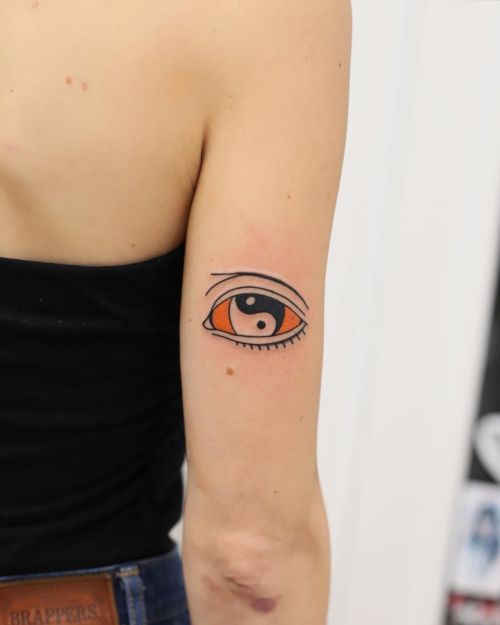 ☯️eye Thanks Marysia #patrykhilton #eyetattoo #yinyangtattoo #lifebalance #warszawa #poznan #bydgo