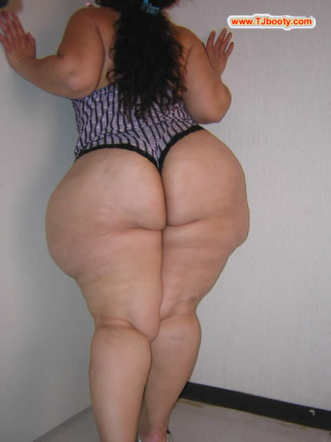 bbwbootycellulite:  &ldquo;I think I’m in love again&rdquo; -Andre 3000
