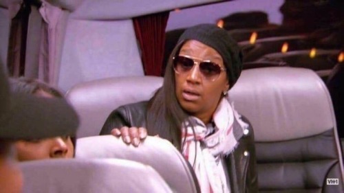 Rita Ora/Taika Waititi/Tessa Thompson??????? HELLO???