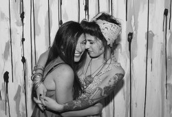 lipstick-lesbian:  ♀♡♀