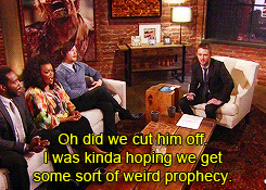 thewalkinggifs:  Bob the caller on Talking Dead (*by request) 