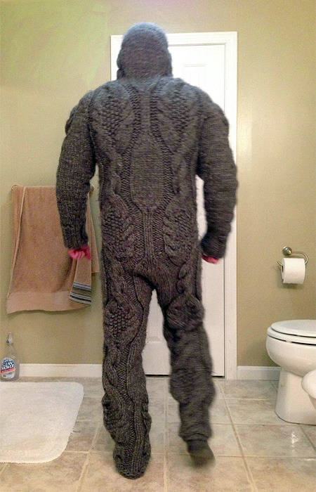What Kind Of Ugly Sweaters Would The Cast Wear?