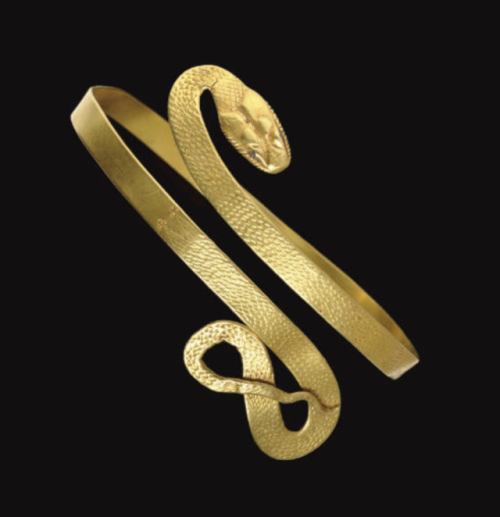 gemma-antiqua: Ancient Roman gold snake bracelet, dated to the 1st century BCE to the 1st century CE