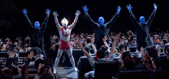 vintagehenshin: Ultraman with the Blue Man Group. Nuff said. 