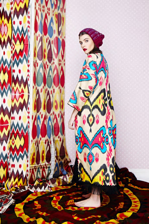 Inspired IKAT, uzbek traditional hand woven silk textiles, natural dyes. The russian brand “Vi