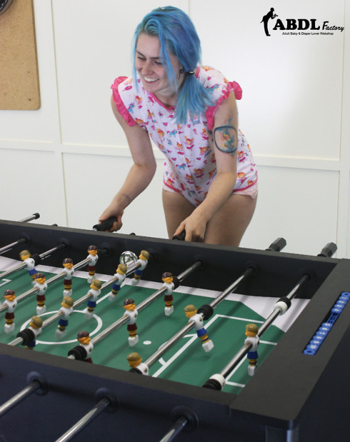 #ABDLfactory - Cute ABDLgirl playing table soccer (8-9)...