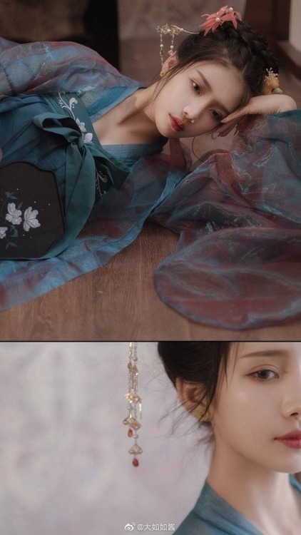 Traditional Chinese Hanfu.