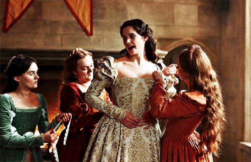 divineandmajesticinone:Sai Bennett as Mary Tudor in The Spanish Princess (2x02)