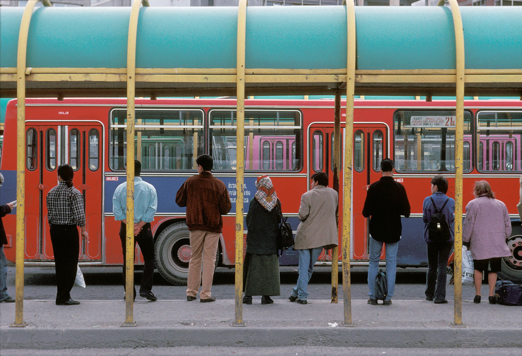 20aliens: TURKEY. Istanbul. 1998. Bus stop at Kadikoy, Asian district of Istanbul.Harry