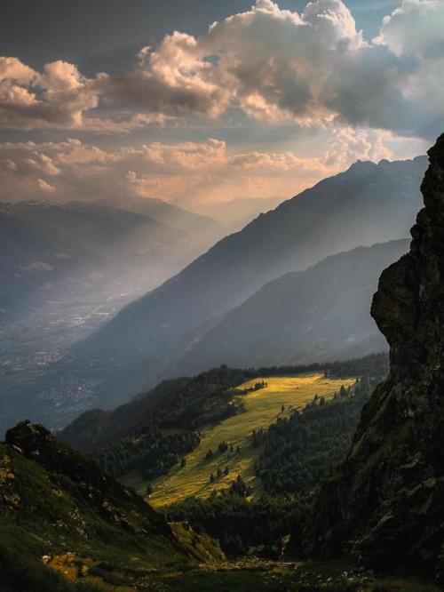 Last Rays Of Sun Behind Mutspitze - Sd Tirol, Italy [2313 3084] (OC) (On Instagram @jordanarthurperkins)