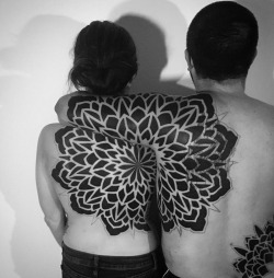 tattooideas123:  Double Back Mandalahttp://tattooideas247.com/double-back-mandala/