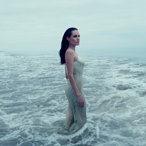 Actress &amp; sea by Annie Leibovitz