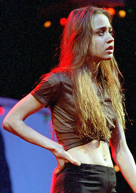 qilliananderson:Fiona Apple 1996.