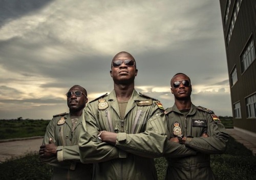 forafricans:Portraits of Ghanaian pilots at the airforce base. Tamale, Ghana. ©Bob Pixel