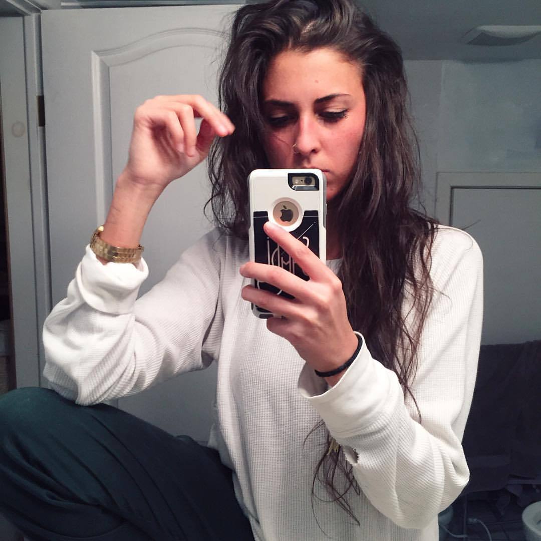 keepuporshutup:  I’d fux with hats a little less if my hair co-operated BUT NAH