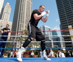 Bluesocksmell:  Mike Lee Boxer Behind The Scenes 