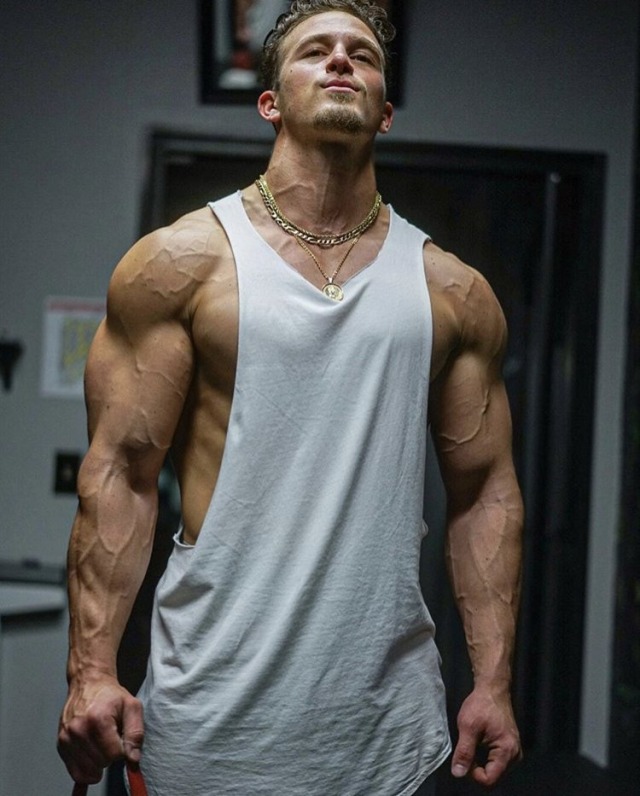 musclecorps:Brandon Flihan 