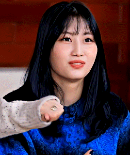 twicesonce:  MOMO ♡ “TTT” TWICE New Year 2023 EP.01