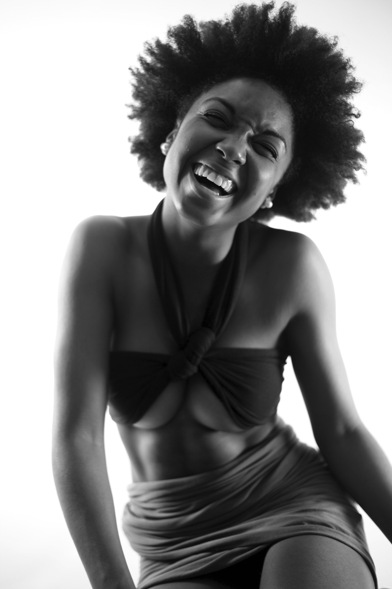 18-15n-77-30w:  naturalhair:  Mona GNYChttp://ramonagriff.tumblr.com  18° 15’