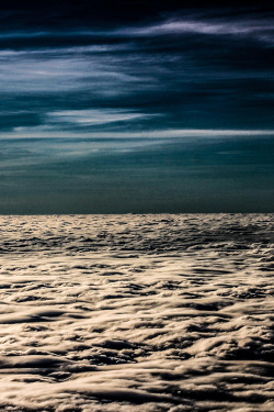 plasmatics-life:  Waves of Clouds ~ By Jackson