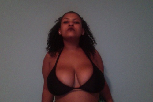 duttydominican:  duttydominican:  bikini boredom   happy black out!!