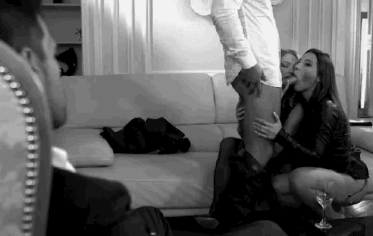 kinkycouple1409:  Are you enjoying what you’re watching, love ???  As I imagined