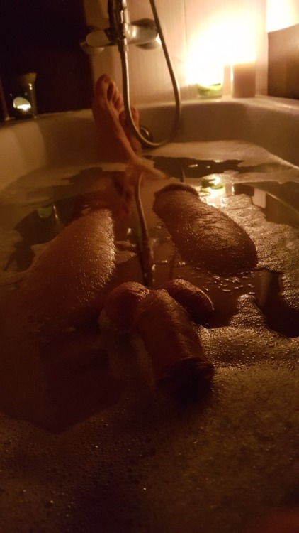 h-a-p-p-y-81:  Night romantic  bath 🚿🛀 adult photos