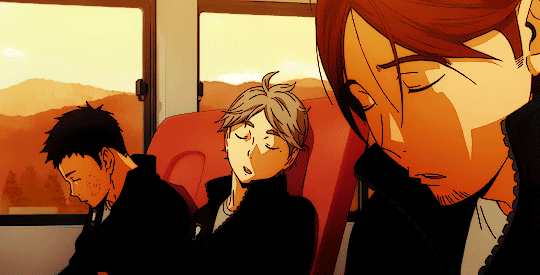 fairytailwitch:  hardworking and sleepy little crows 