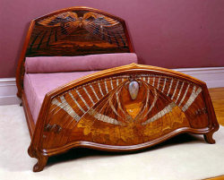 artnouveaustyle:  This is the Lit Aube et Crépuscule (Dawn and Twilight bed) by Emile Gallé. It was made in 1904 and is at the Musée de l'Ecole de Nancy. The materials include Rosewood, ebony, mother of pearl and glass. The bed symbolizes dusk,