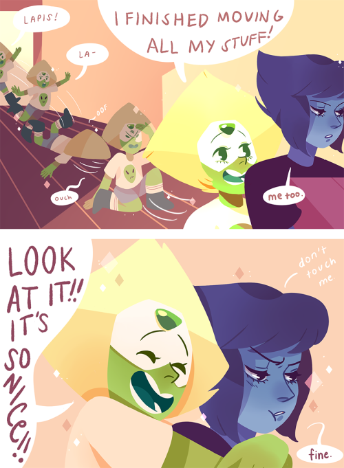 anushbanush:  I made a cute little comic of when they move into the city for the first time!btw, this is the backstory of the pictures on lapis’ wall from this drawing.   omg best roomies! <3 <3 <3