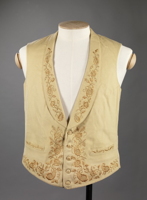 aneacostumes:Patterned male waistcoats from the 19th centuryPink: 1845-55, silk with velvet details 