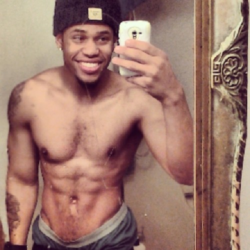 bruhyousexy:  aj