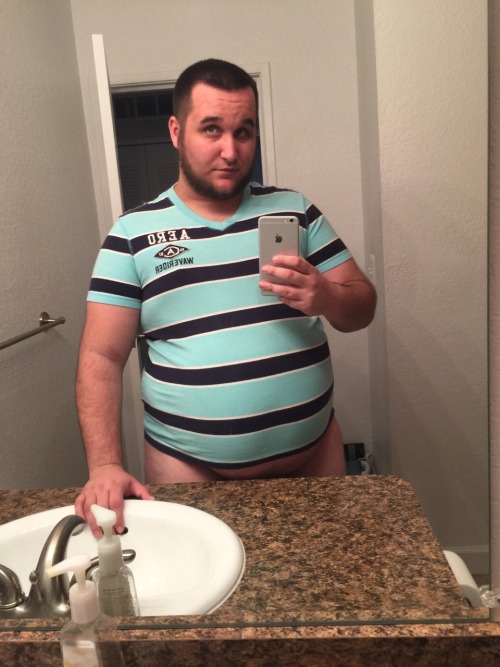 vodkacub:  Went into my closet today and found clothes I can’t wear anymore. Enjoy!!! 