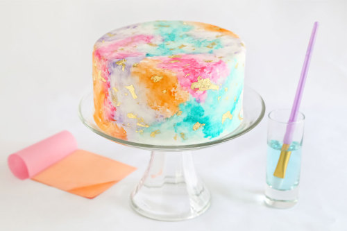 DIY gilded watercolour cake is a must.