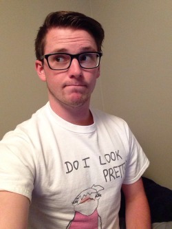 thebookofloveislong:  I wear this shirt way